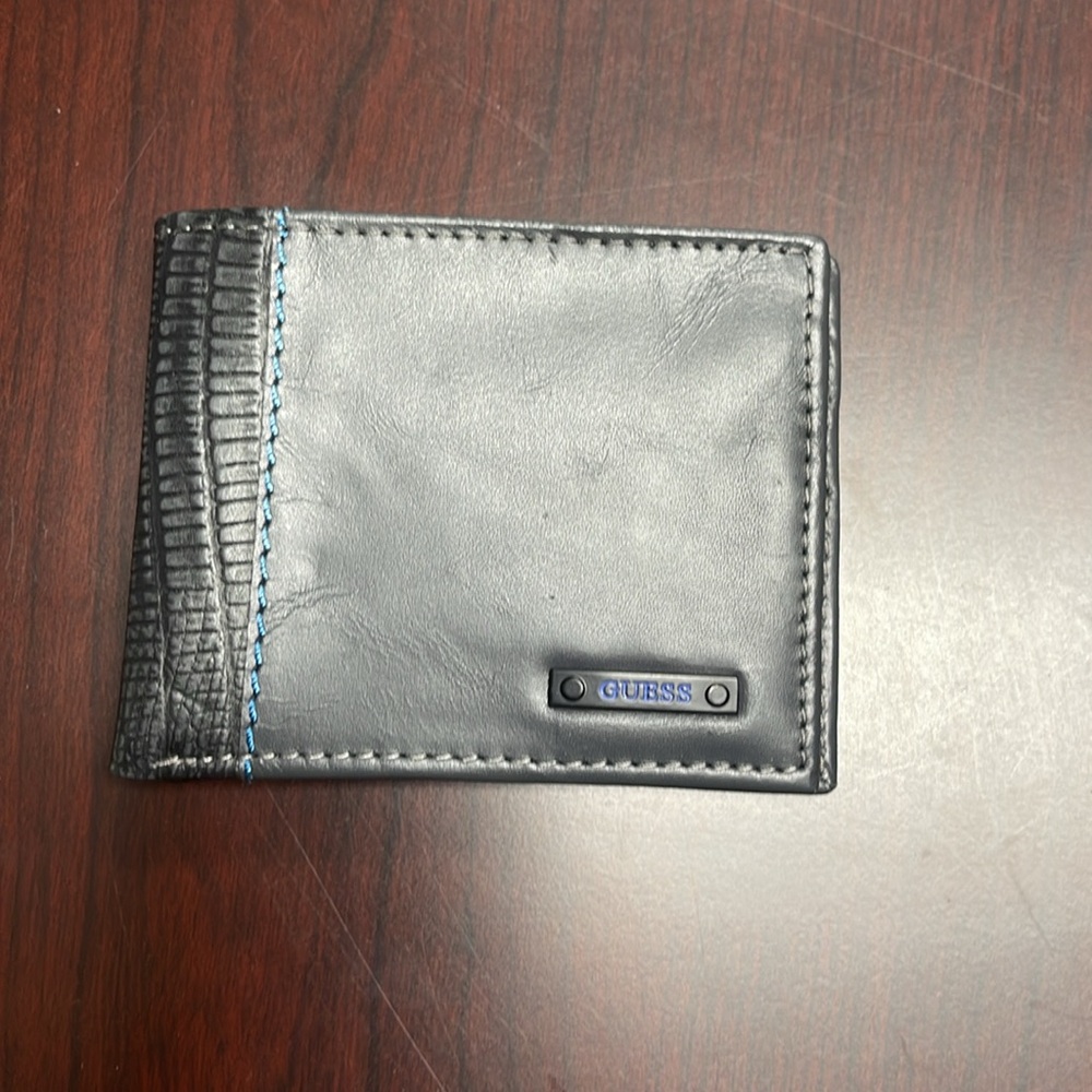 $10, NWT Wallet - Picture 2 of 4